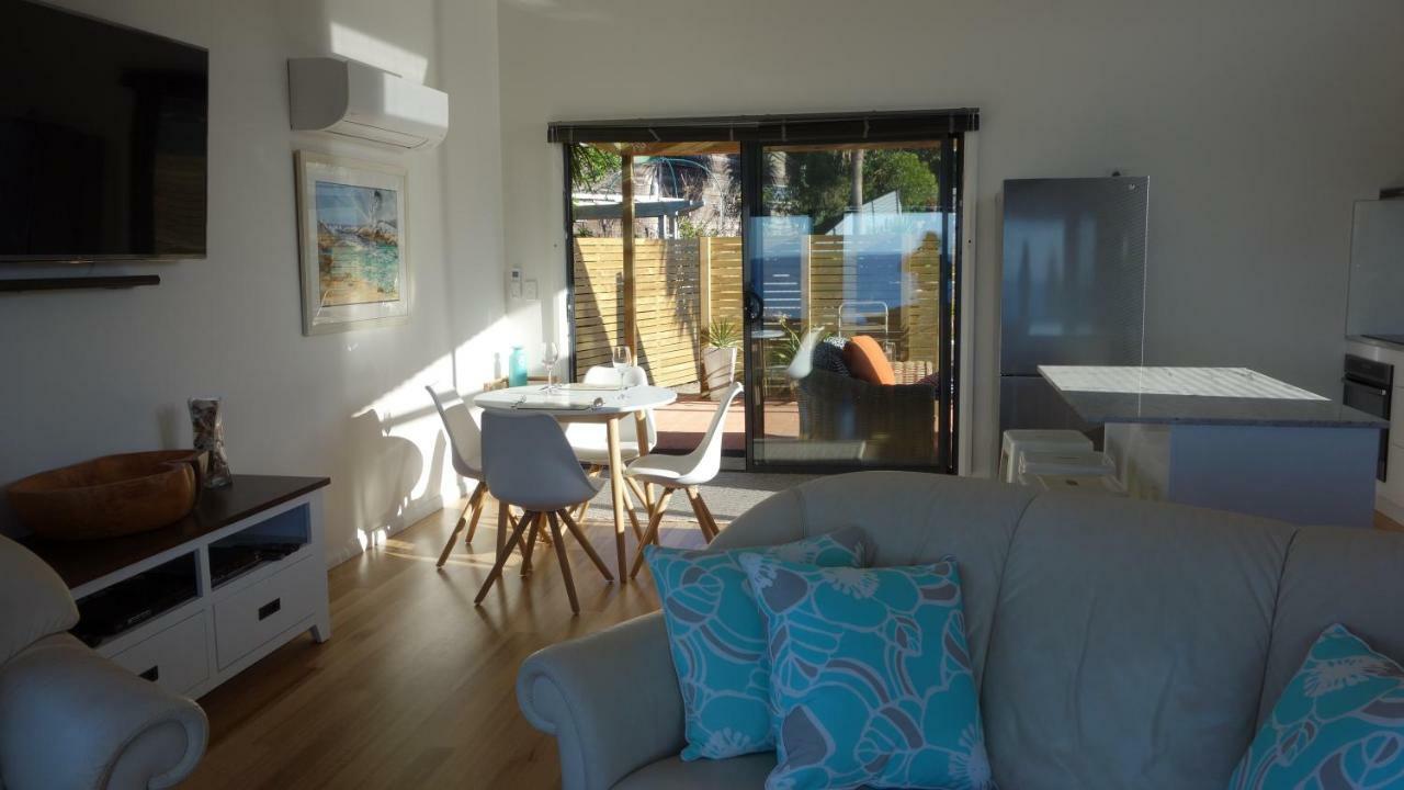 شقة The Loft @ Bay Of Fires Seascape Binalong Bay المظهر الخارجي الصورة